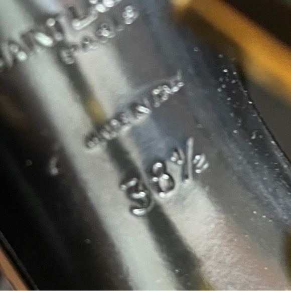 Like New Authentic Saint Laurent Black and Gold Heels! - Picture 5 of 6